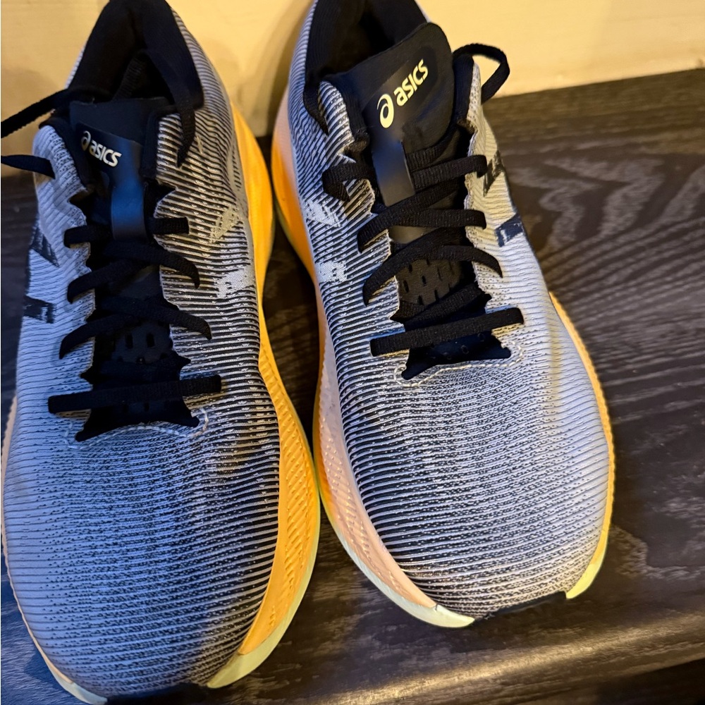 ASICS SUPERBLAST